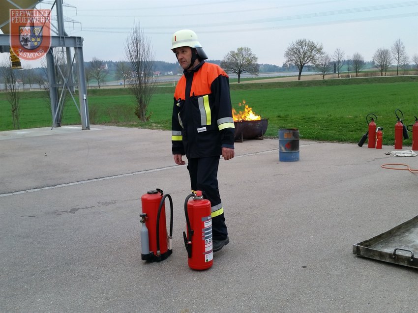 2017-04-03_uebung_feuerloescher_008.jpg